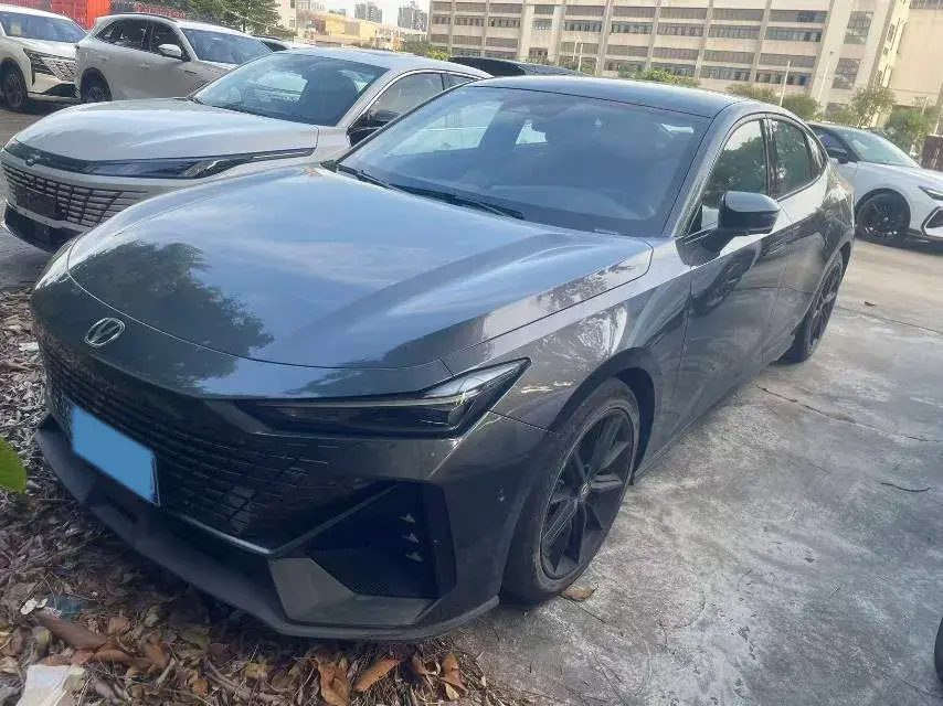 2022 CHANGAN UNI-V view 1