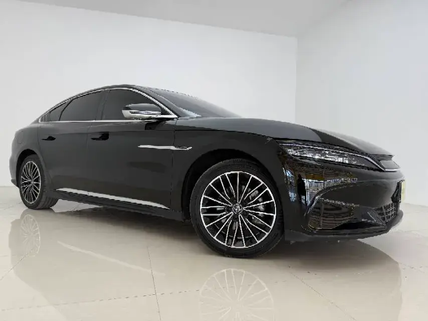 2023 BYD HAN thumbnail 3