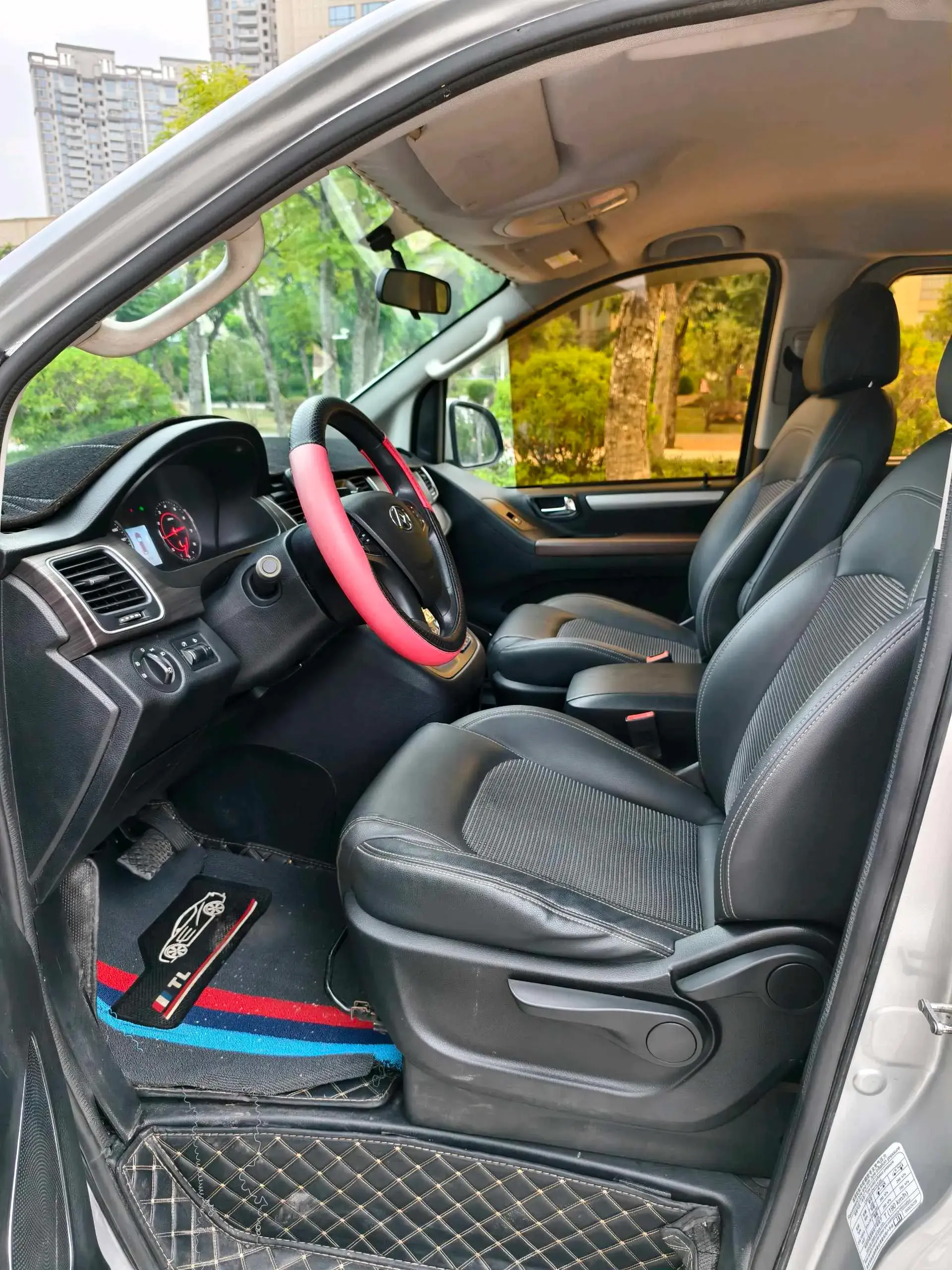 2016 MAXUS G10 thumbnail 4