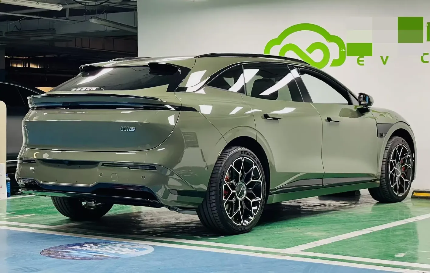 2025 Zeekr 007GT BEV 100.01KWH,autocango,china used car exporter,china ev exporter,chinese used car exporter,chinese used ev exporter