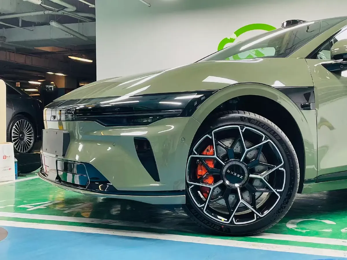 2025 Zeekr 007GT BEV 100.01KWH,autocango,china used car exporter,china ev exporter,chinese used car exporter,chinese used ev exporter