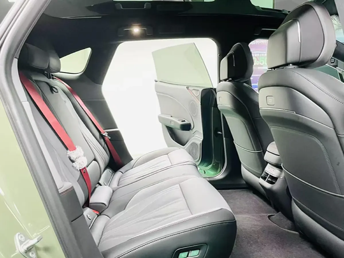 2025 Zeekr 007GT BEV 100.01KWH,autocango,china used car exporter,china ev exporter,chinese used car exporter,chinese used ev exporter