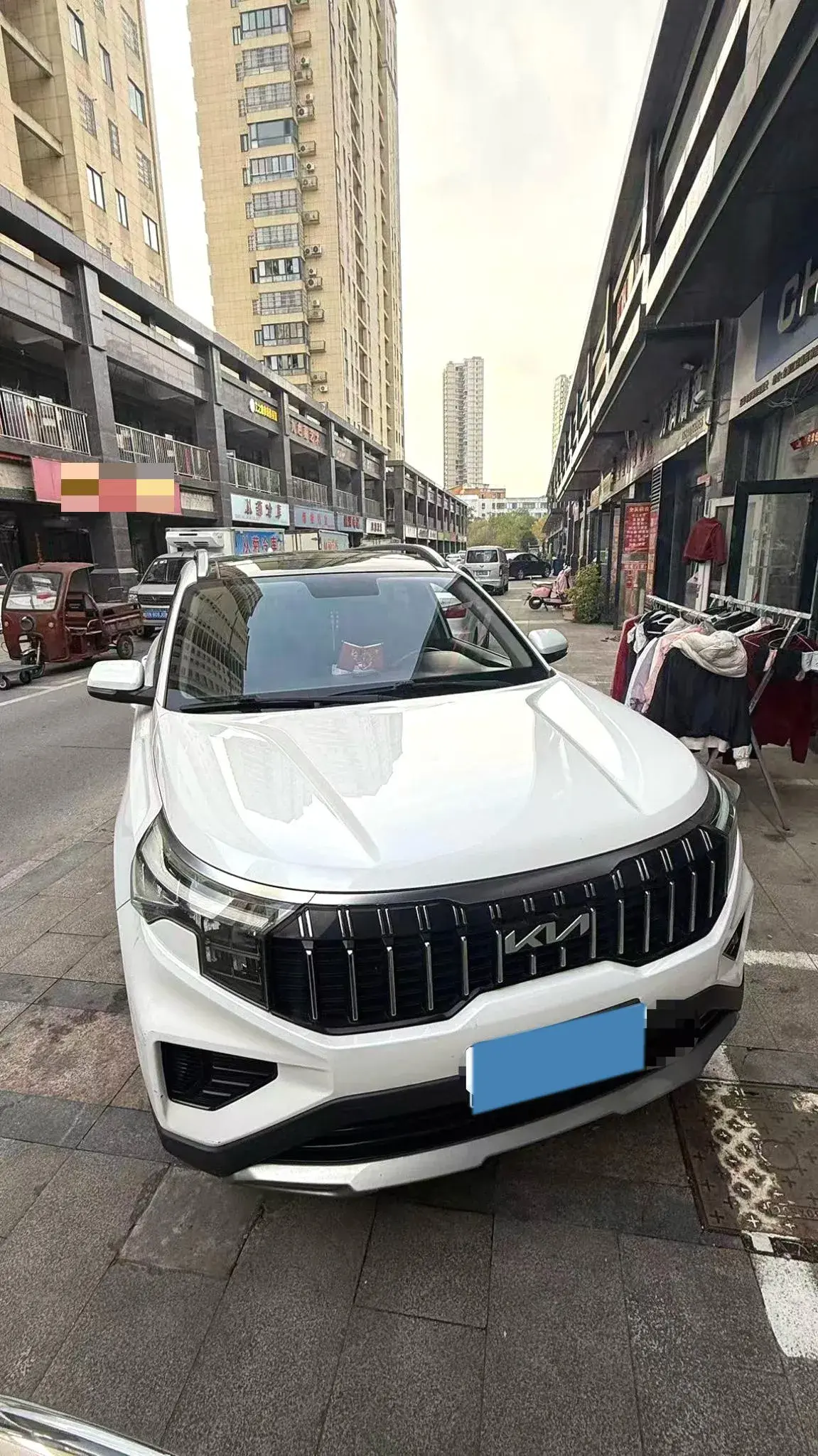 2021 KIA SPORTAGE thumbnail 2