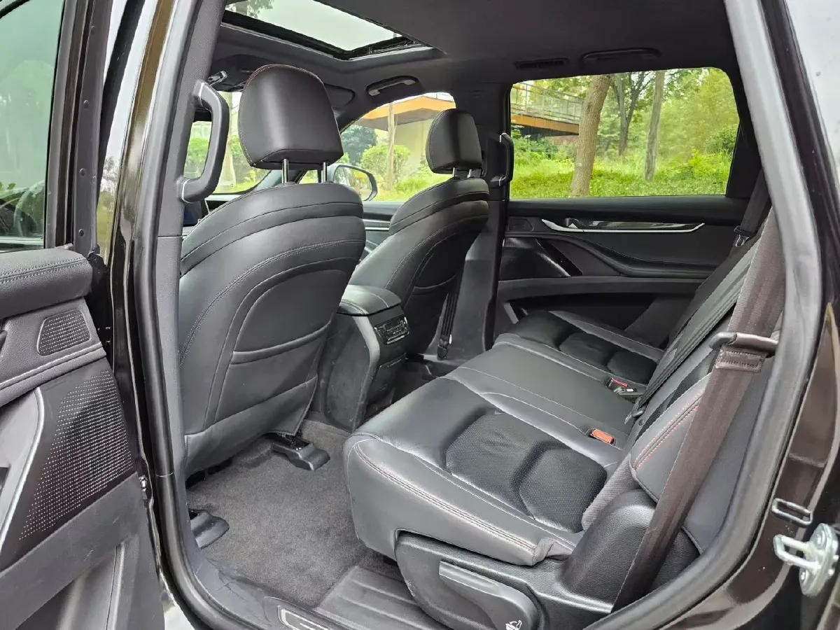 2021 MAXUS D90 Pro 2.0T 218HP L4 8AT,autocango,china used car exporter,china ev exporter,chinese used car exporter,chinese used ev exporter