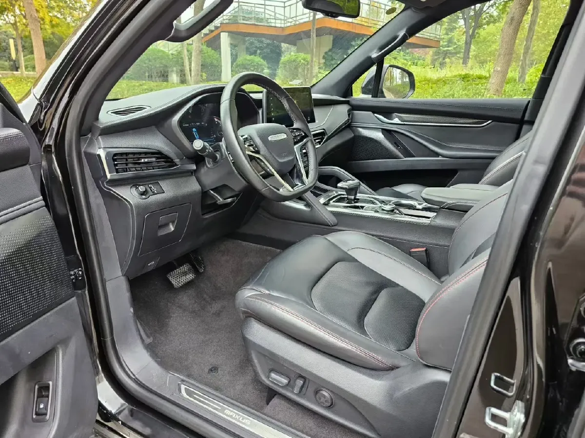 2021 MAXUS D90 Pro 2.0T 218HP L4 8AT,autocango,china used car exporter,china ev exporter,chinese used car exporter,chinese used ev exporter