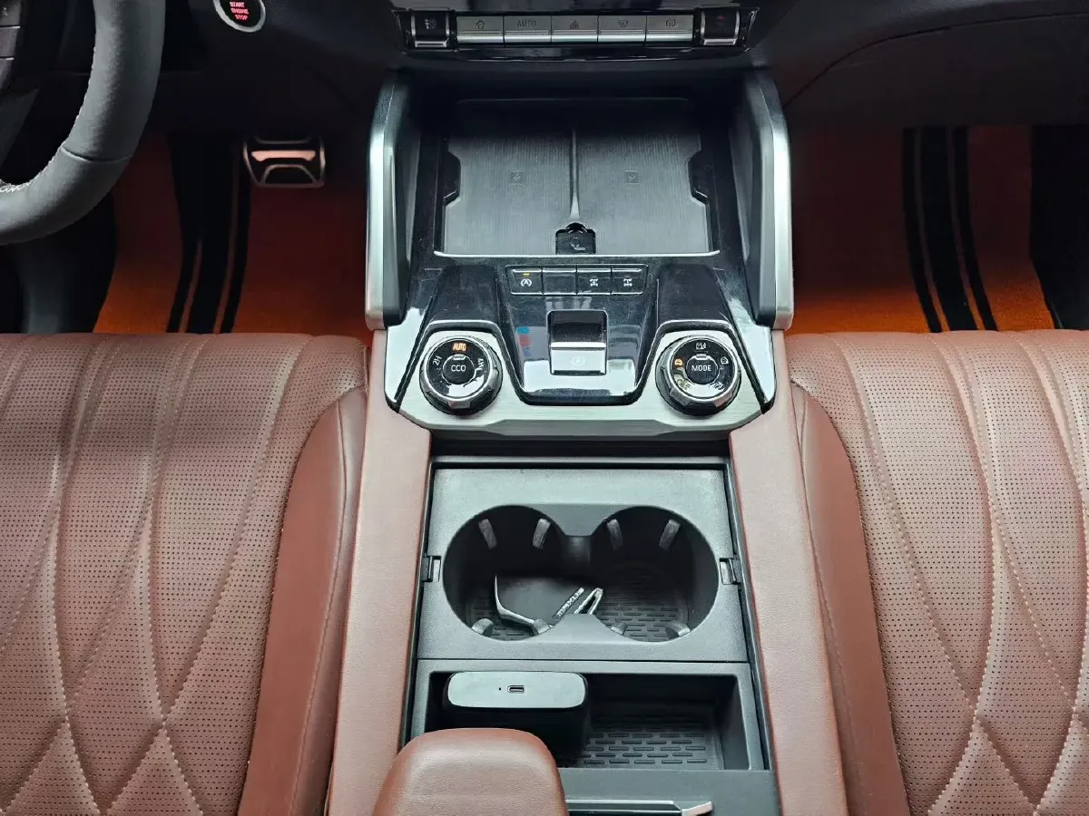 2023 MAXUS Territory 2.0T 218HP L4 8AT,autocango,china used car exporter,china ev exporter,chinese used car exporter,chinese used ev exporter