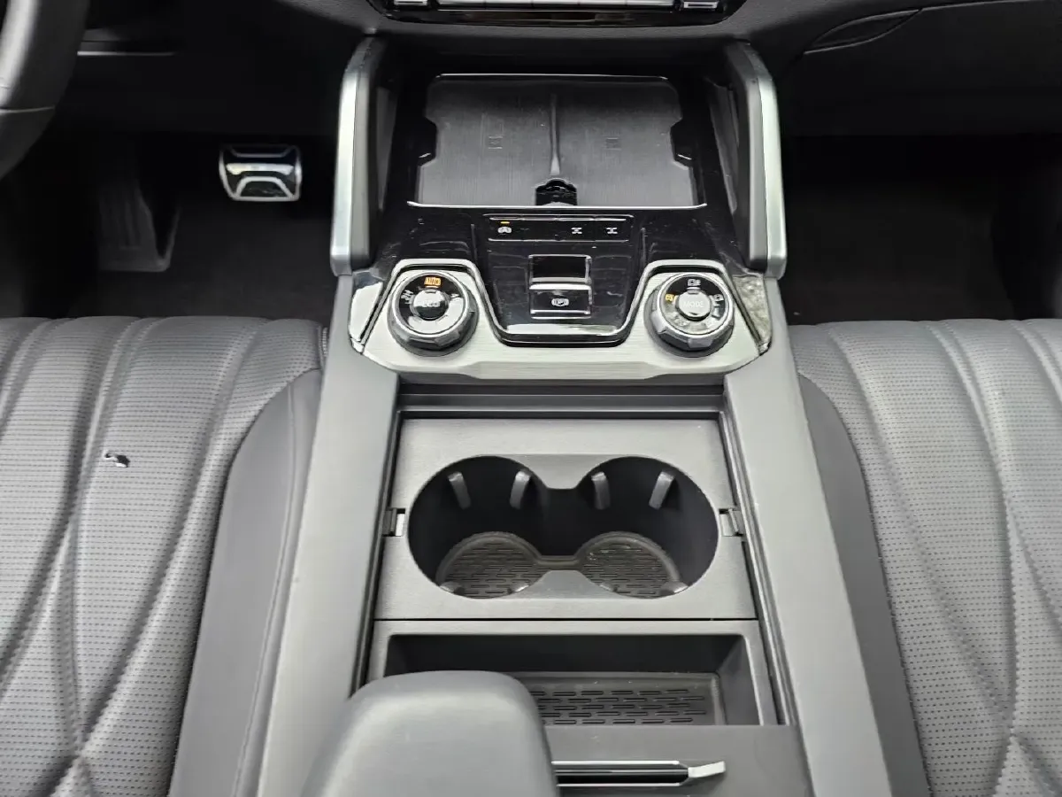 2023 MAXUS Territory 2.0T 218HP L4 8AT,autocango,china used car exporter,china ev exporter,chinese used car exporter,chinese used ev exporter