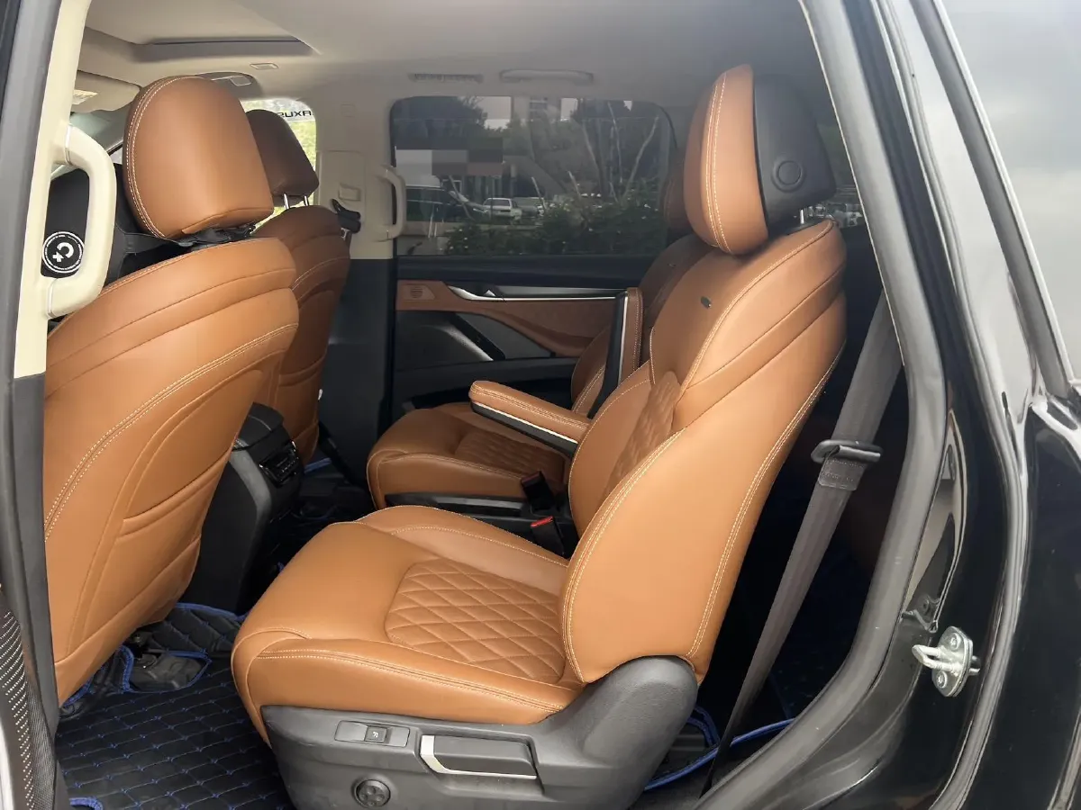 2020 MAXUS D90 Pro 2.0T 218HP L4 8AT,autocango,china used car exporter,china ev exporter,chinese used car exporter,chinese used ev exporter