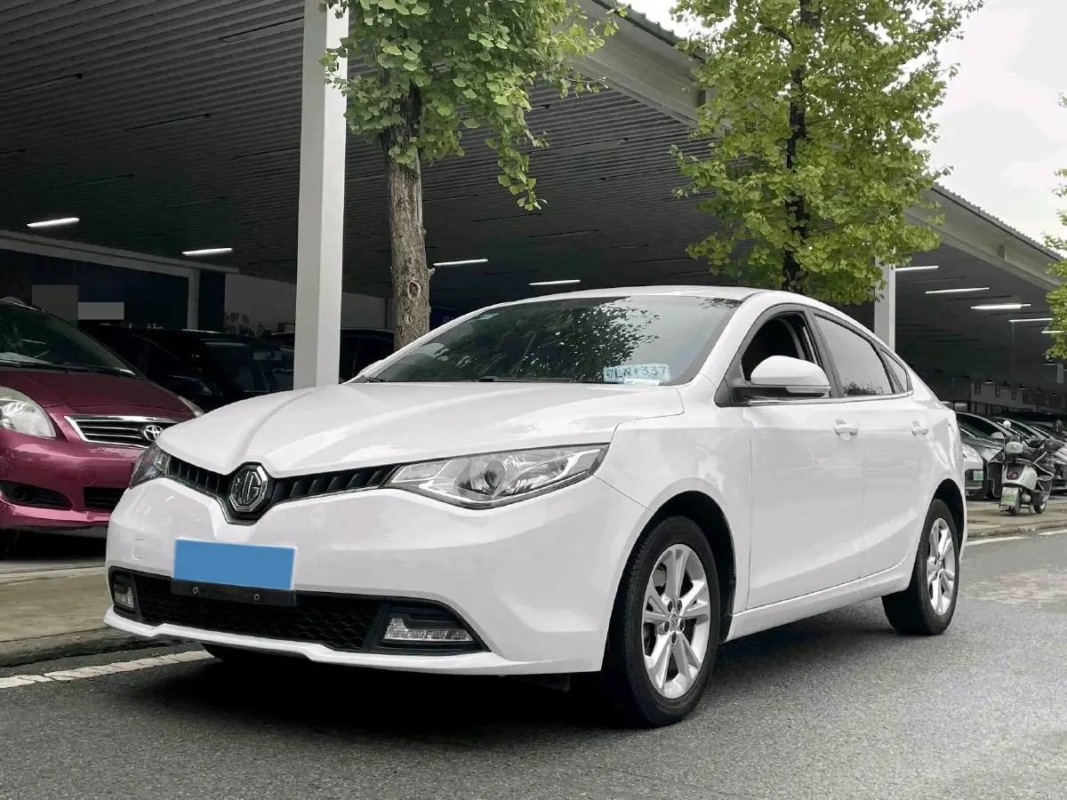 2016 MG GT 1.5T 129HP L4 6AT