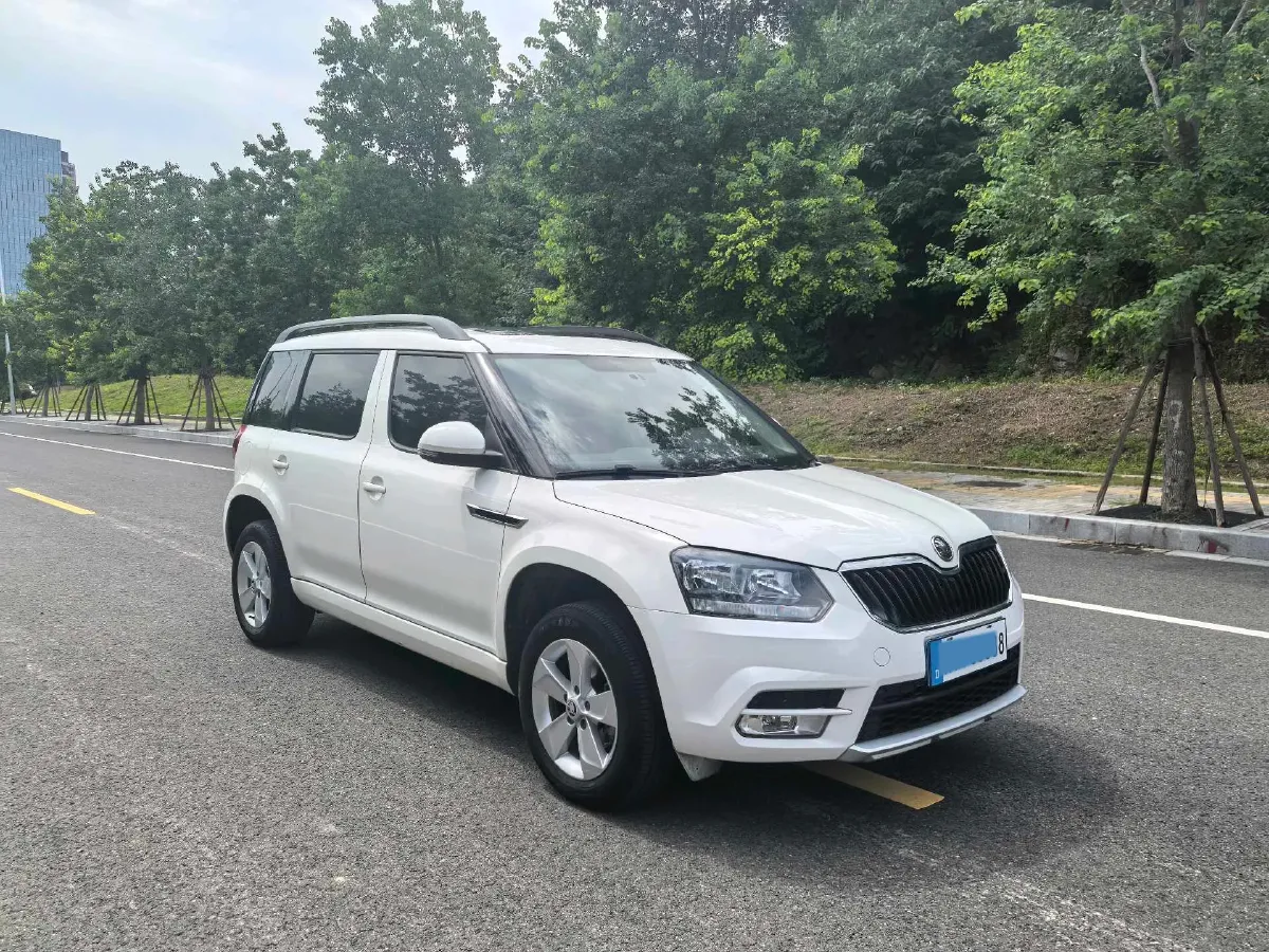 2016 Skoda Yeti 1.4T 150HP L4 7DCT,autocango,china used car exporter,china ev exporter,chinese used car exporter,chinese used ev exporter