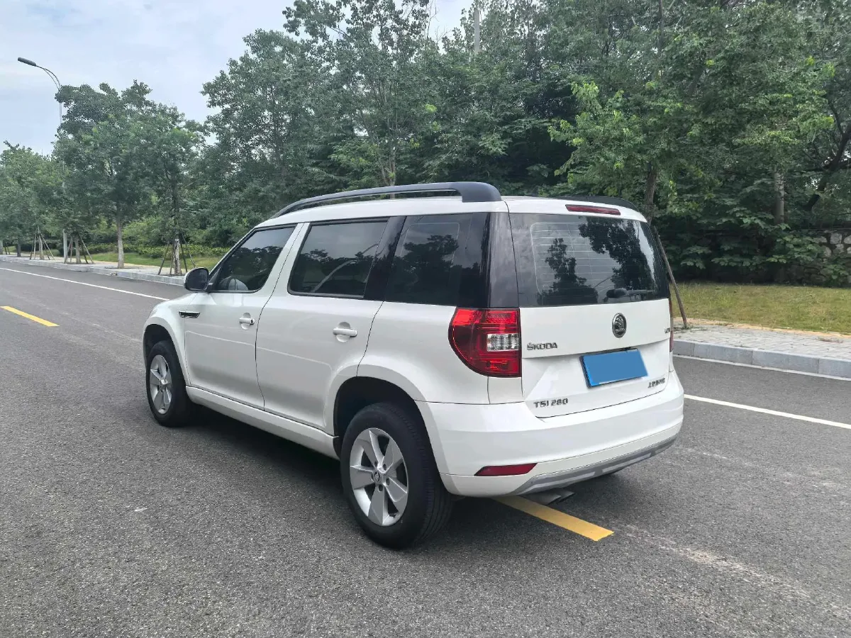 2016 Skoda Yeti 1.4T 150HP L4 7DCT,autocango,china used car exporter,china ev exporter,chinese used car exporter,chinese used ev exporter