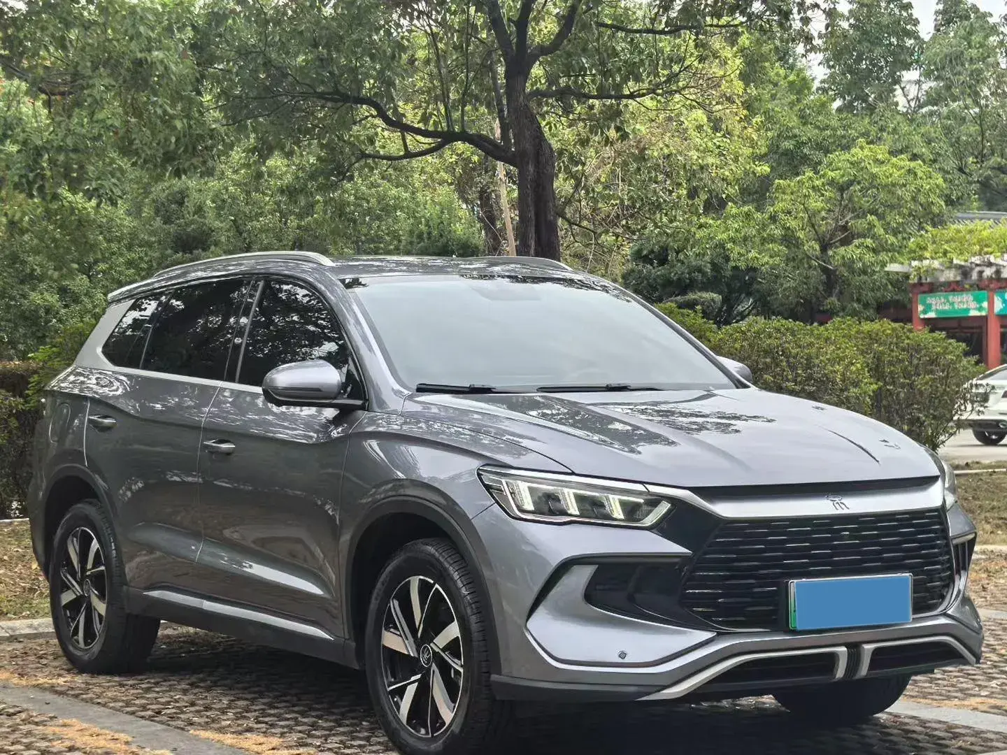 2023 BYD SONG thumbnail 3