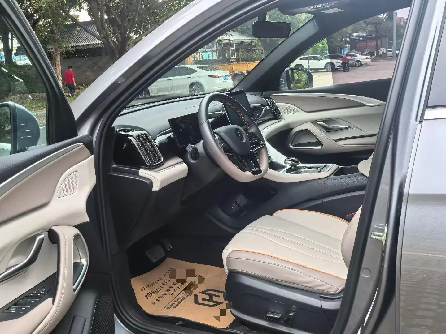 2023 BYD SONG thumbnail 4