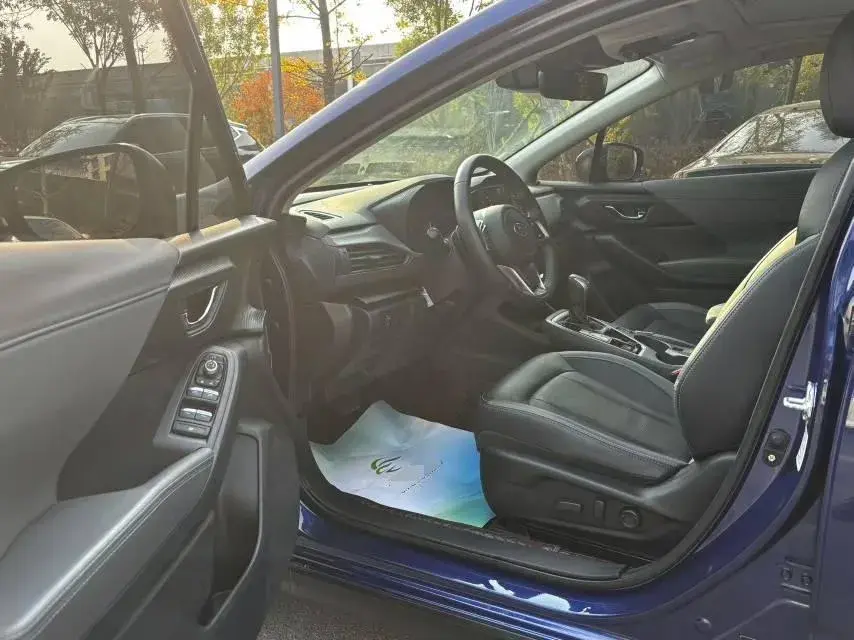 2024 SUBARU CROSSTREK thumbnail 4