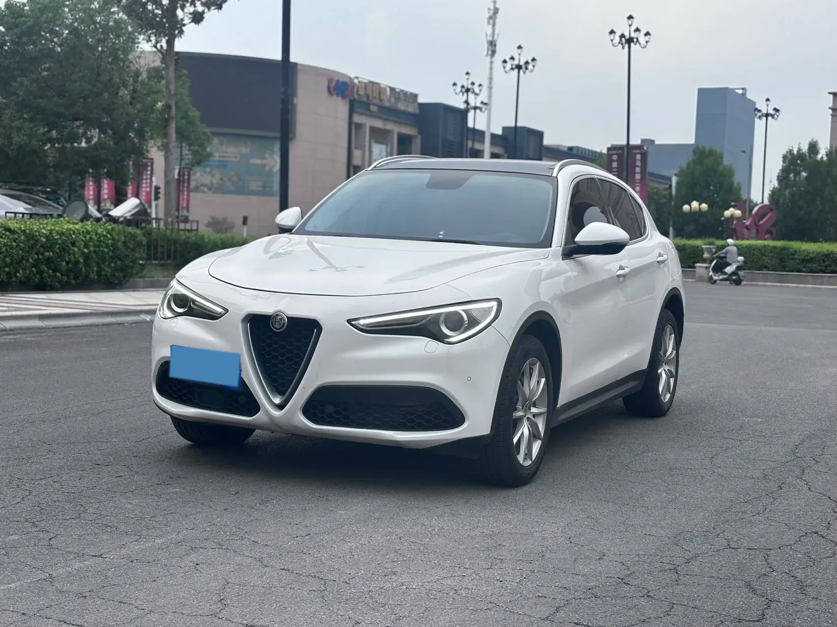 2017 ALFA ROMEO view 1