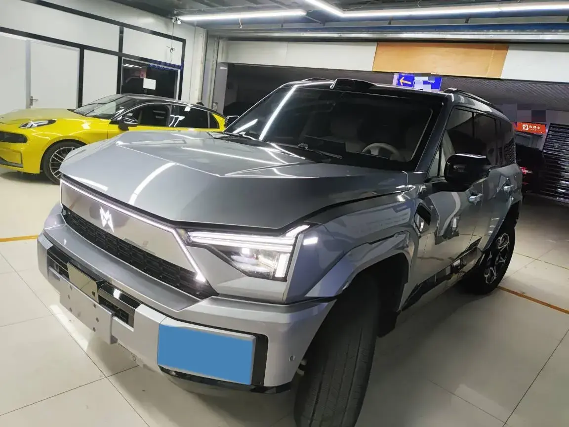 2025 M Hero WarriorM817 1.5T 197HP L4 2DHT PHEV