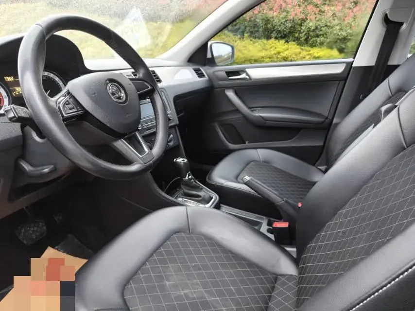 2018 Skoda Rapid 1.6L 110HP L4 6AT,autocango,china used car exporter,china ev exporter,chinese used car exporter,chinese used ev exporter