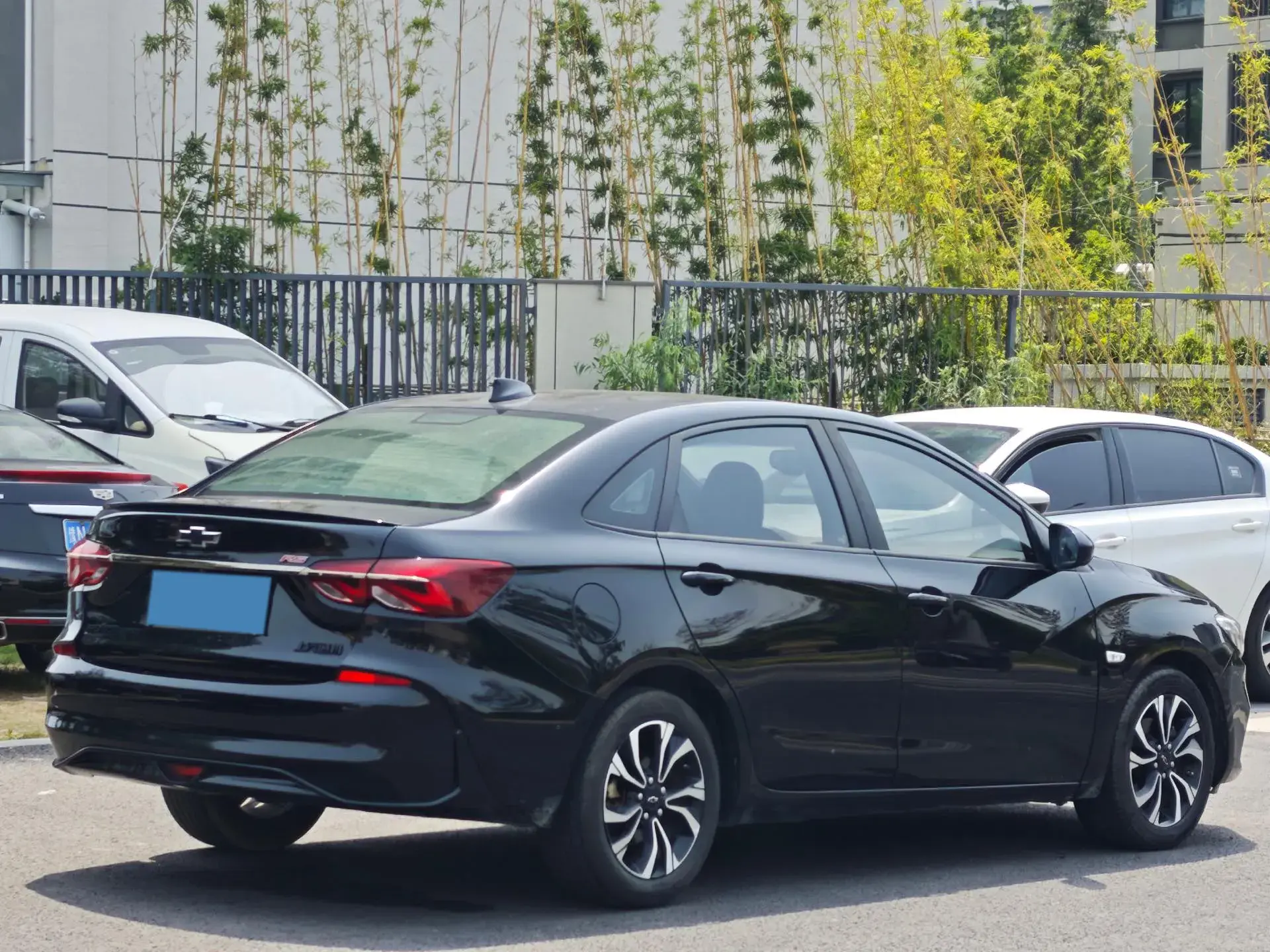 2019 CHEVROLET MONZA thumbnail 3