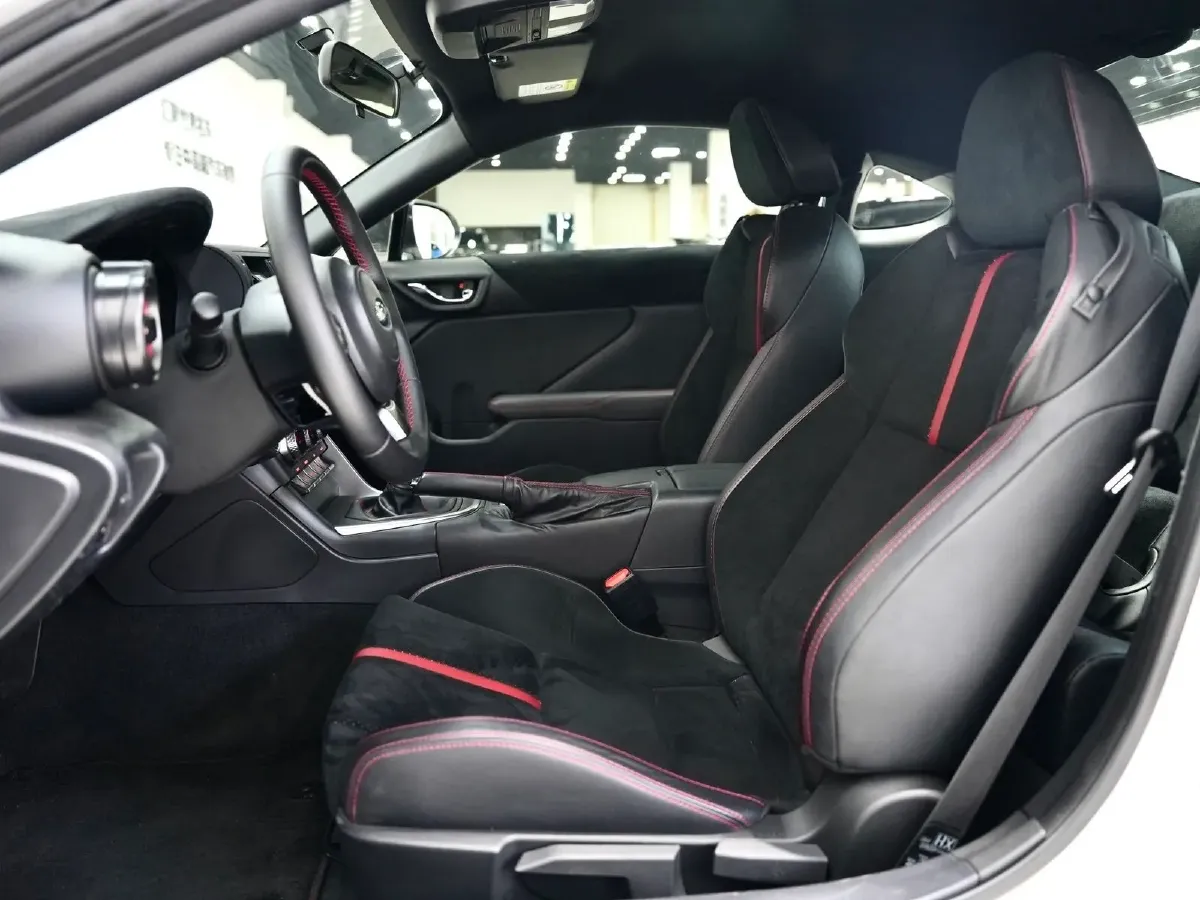 2023 Subaru BRZ 2.4L 234HP H4 6MT,autocango,china used car exporter,china ev exporter,chinese used car exporter,chinese used ev exporter