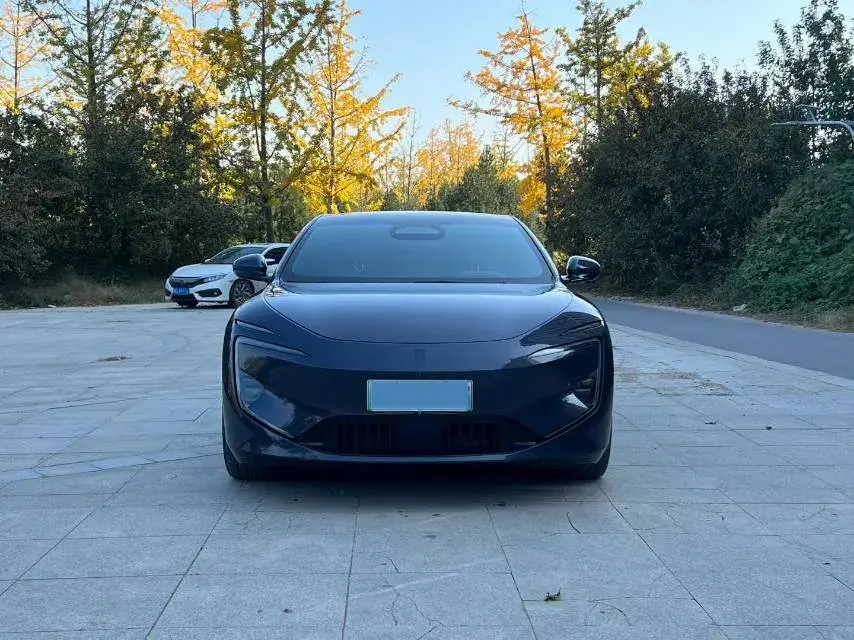 2023 AVATR 12 thumbnail 2