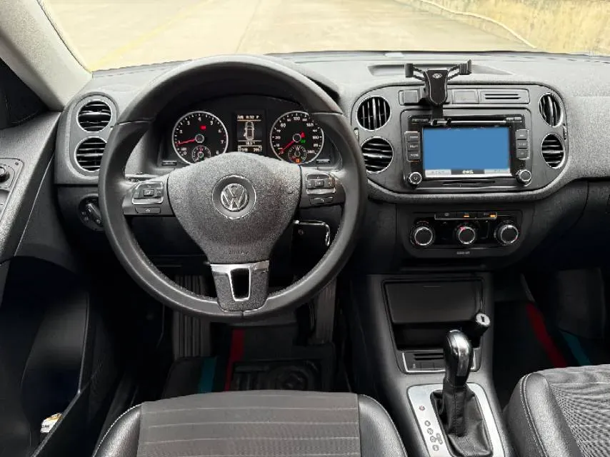 2017 Volkswagen Tiguan 1.8T 160HP L4 6AT,autocango,china used car exporter,china ev exporter,chinese used car exporter,chinese used ev exporter