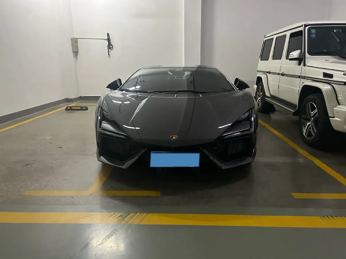 2023 Lamborghini Revuelto 6.5L 826HP V12 8DCT PHEV 3.8KWH,autocango,china used car exporter,china ev exporter,chinese used car exporter,chinese used ev exporter
