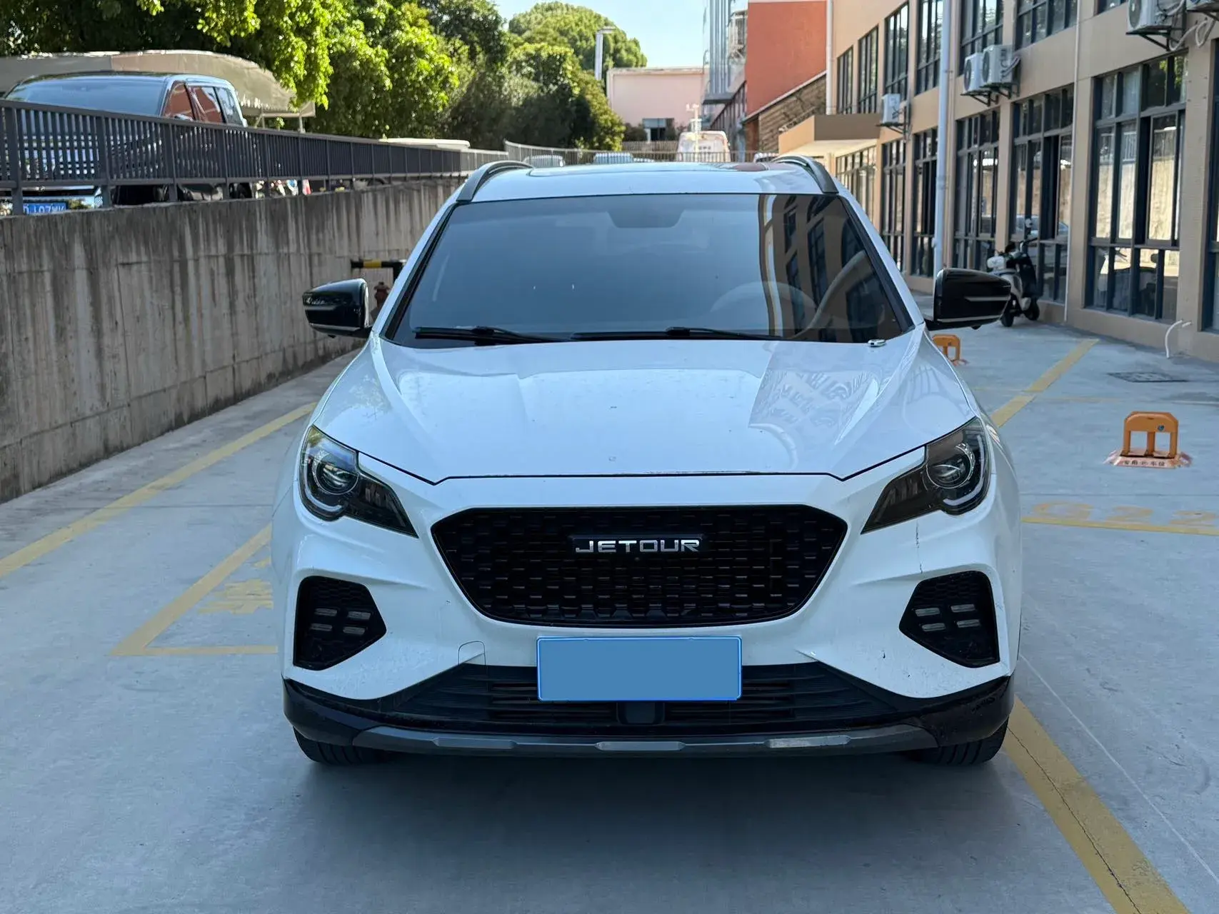 2020 JETOUR X70 thumbnail 2