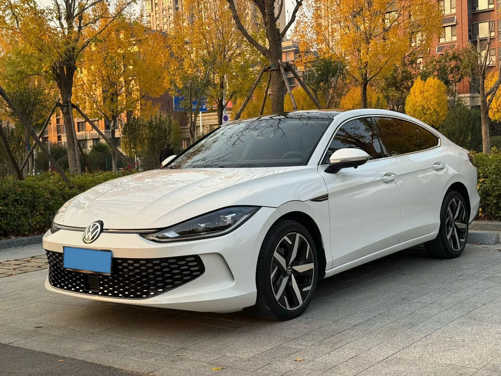 2022 VOLKSWAGEN LAMANDO view 1