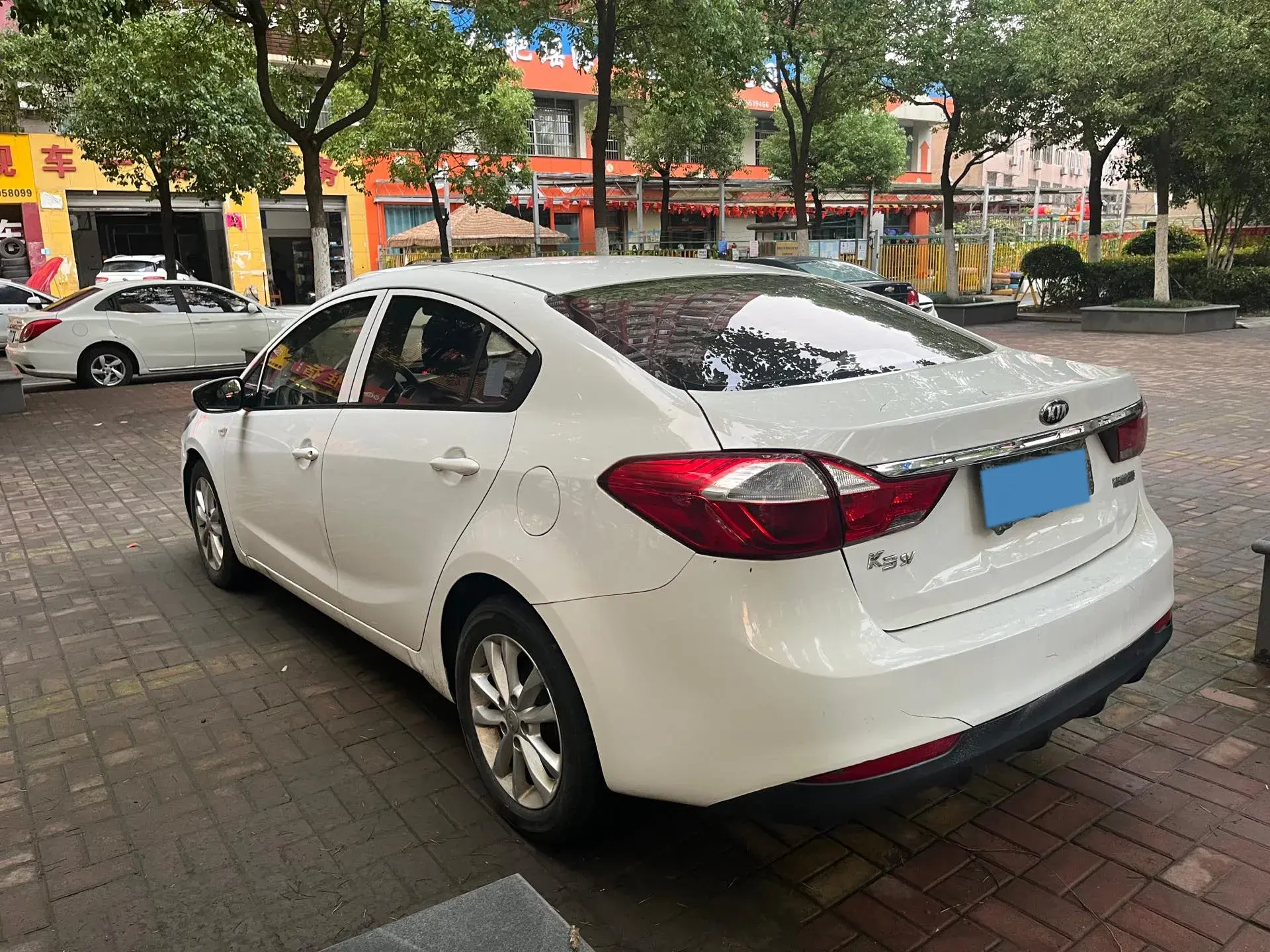 2016 KIA K3 thumbnail 4