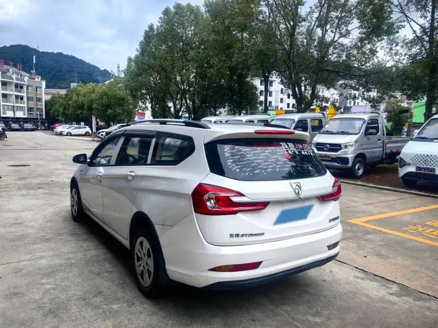2017 BAOJUN 310W thumbnail 4