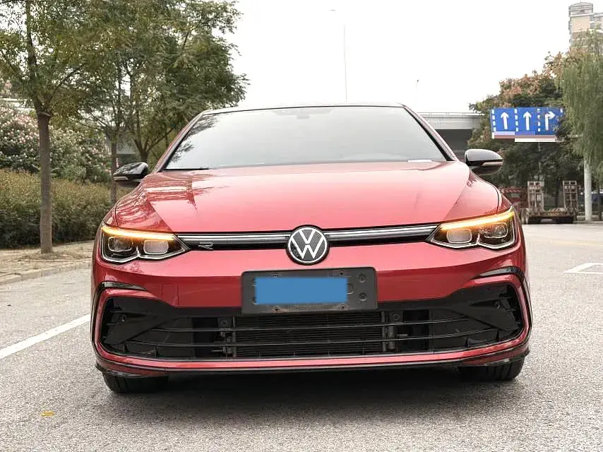 2023 VOLKSWAGEN GOLF thumbnail 2