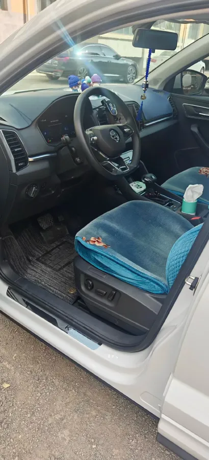 2023 Skoda Karoq 1.4T 150HP L4 7DCT,autocango,china used car exporter,china ev exporter,chinese used car exporter,chinese used ev exporter