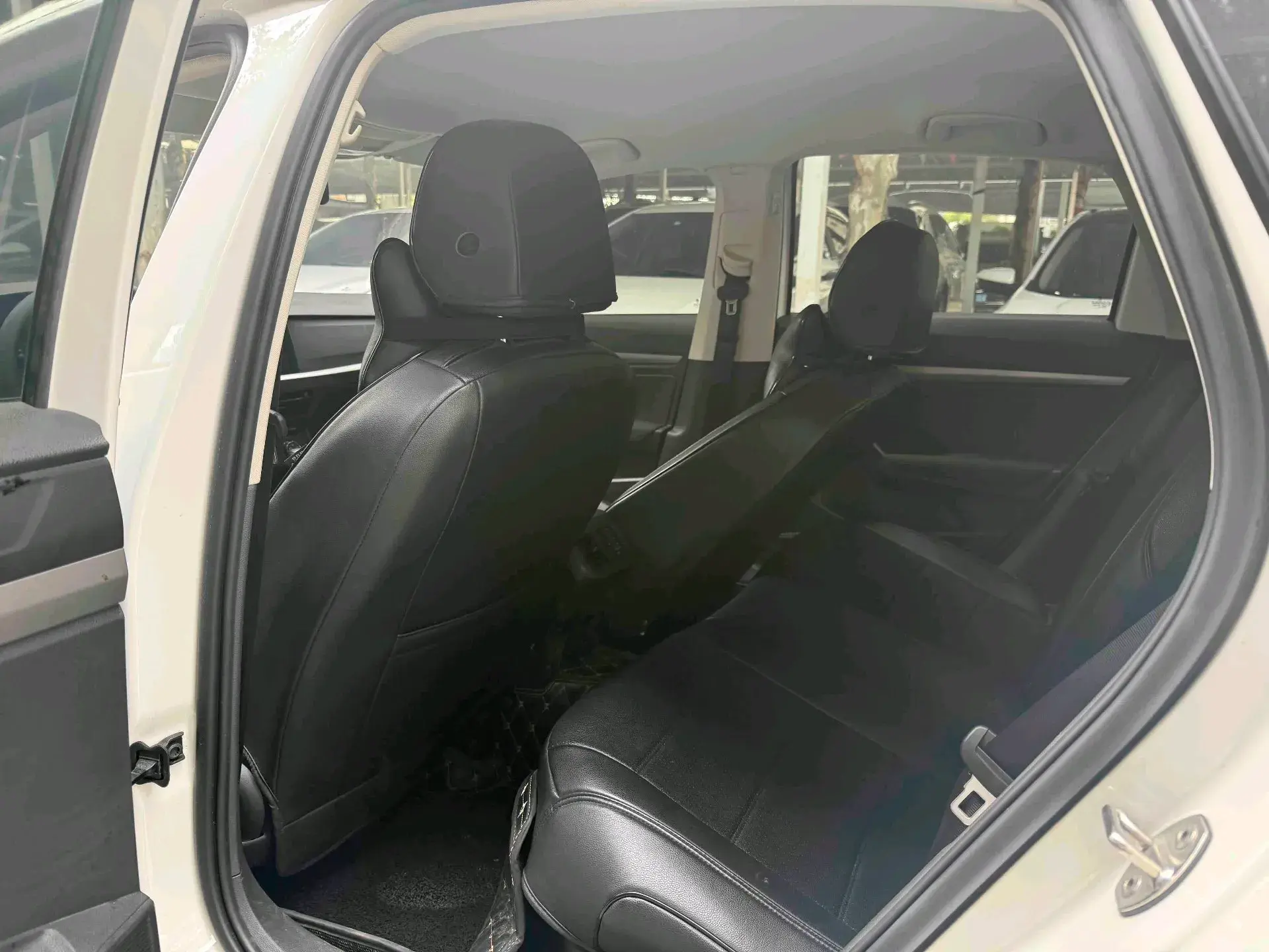 2021 VOLKSWAGEN LAVIDA thumbnail 3