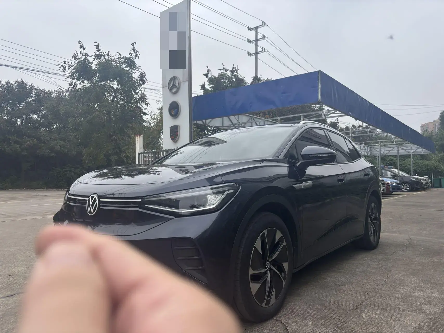 2021 VOLKSWAGEN ID.4 view 1