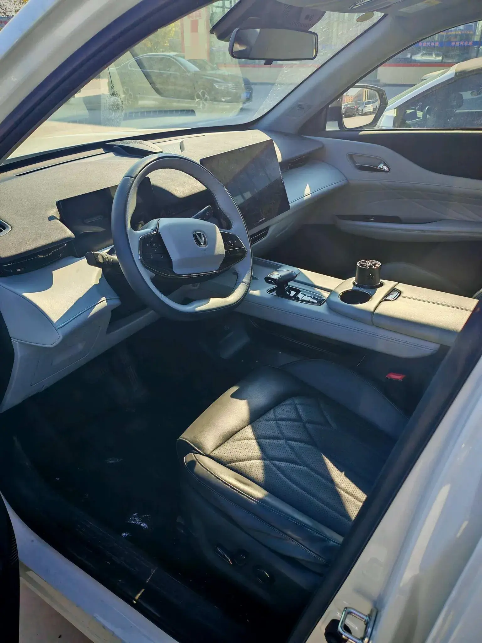 2024 CHANGAN UNI-Z thumbnail 2