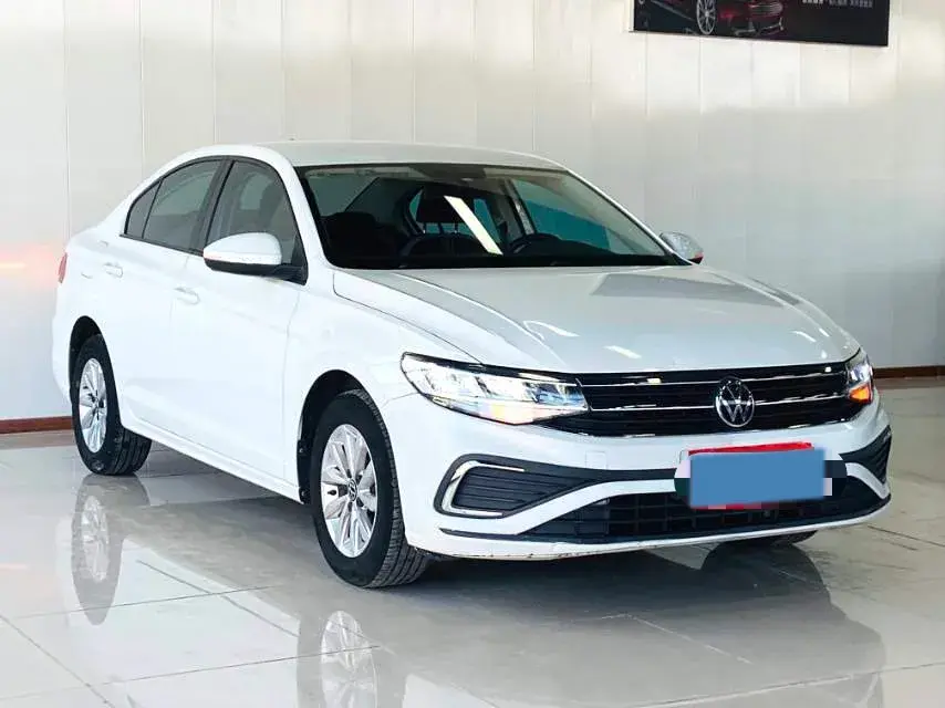 2023 VOLKSWAGEN BORA thumbnail 3