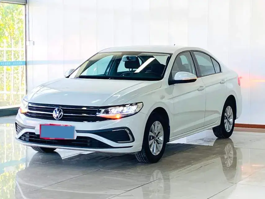 2023 VOLKSWAGEN BORA view 1