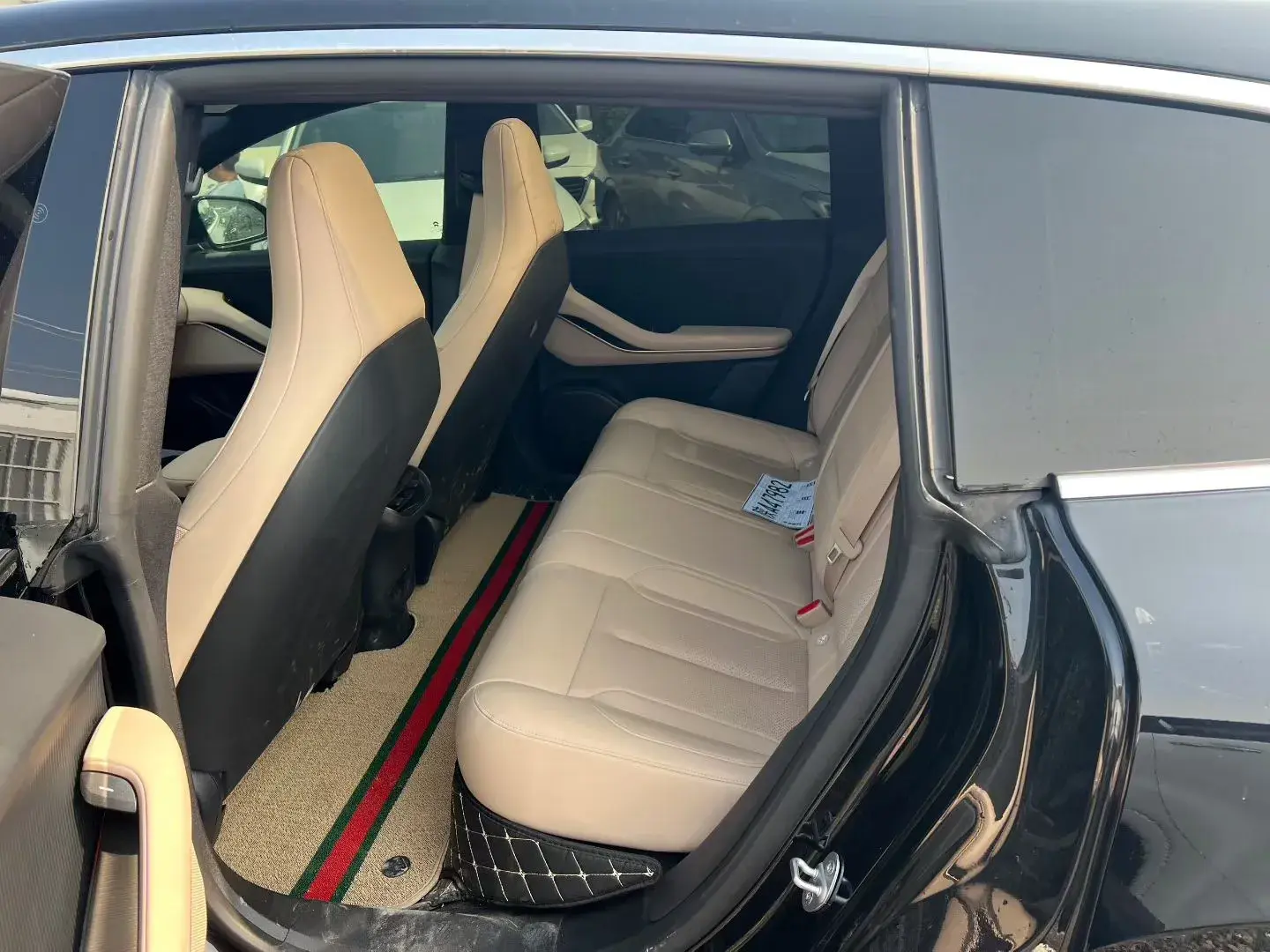 2024 NIO ET5T thumbnail 4