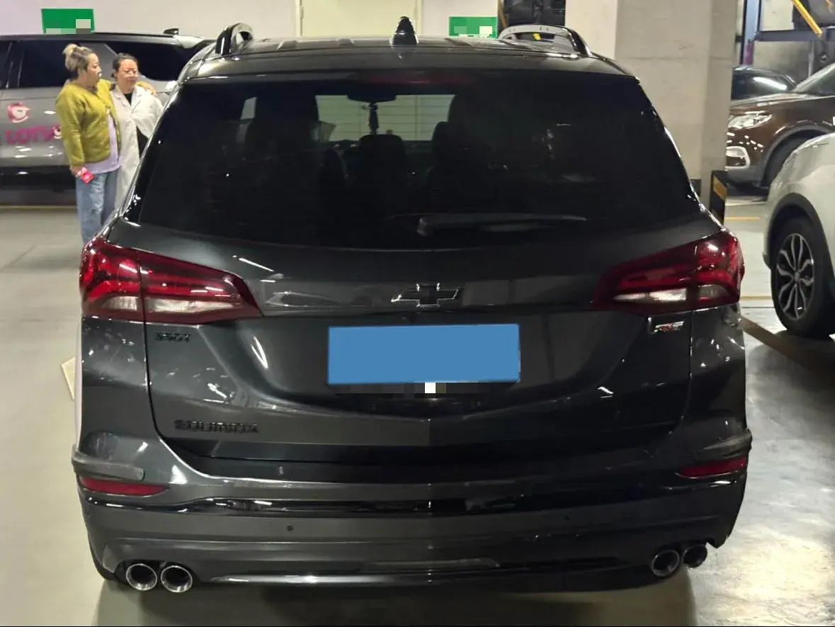 2022 CHEVROLET EQUINOX thumbnail 3