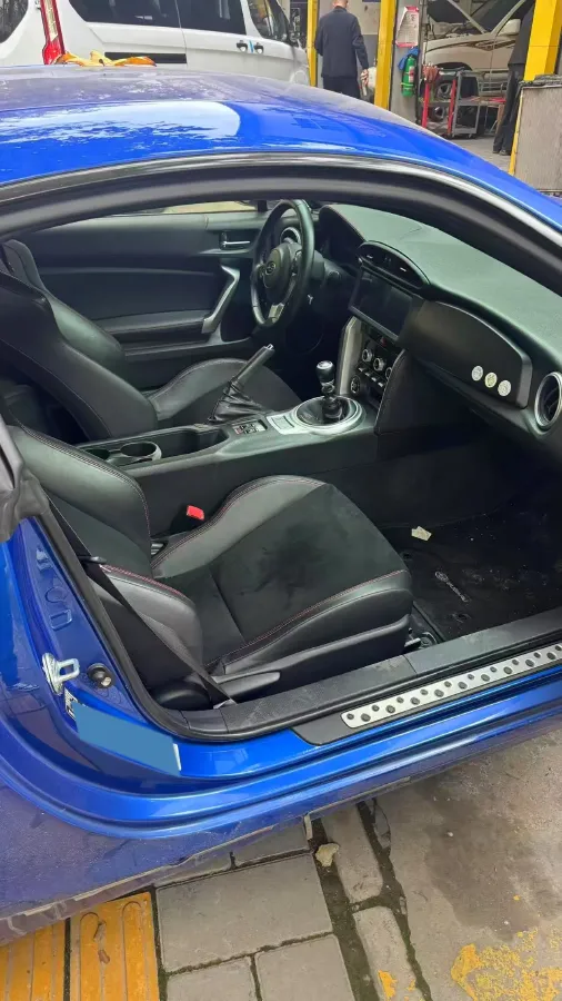 2019 Ford Focus 2.3T 280HP L4 6MT,autocango,china used car exporter,china ev exporter,chinese used car exporter,chinese used ev exporter