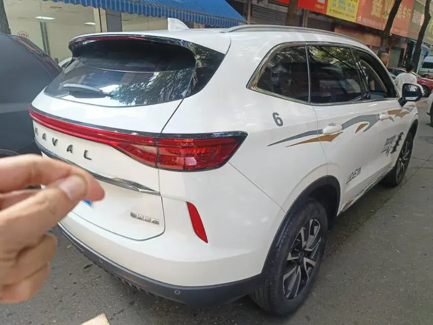 2021 HAVAL H6 thumbnail 4