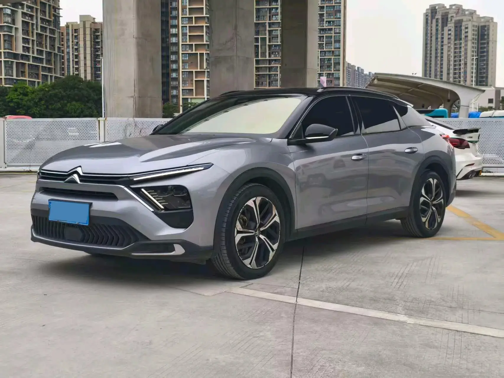 2022 CITROEN C5 view 1