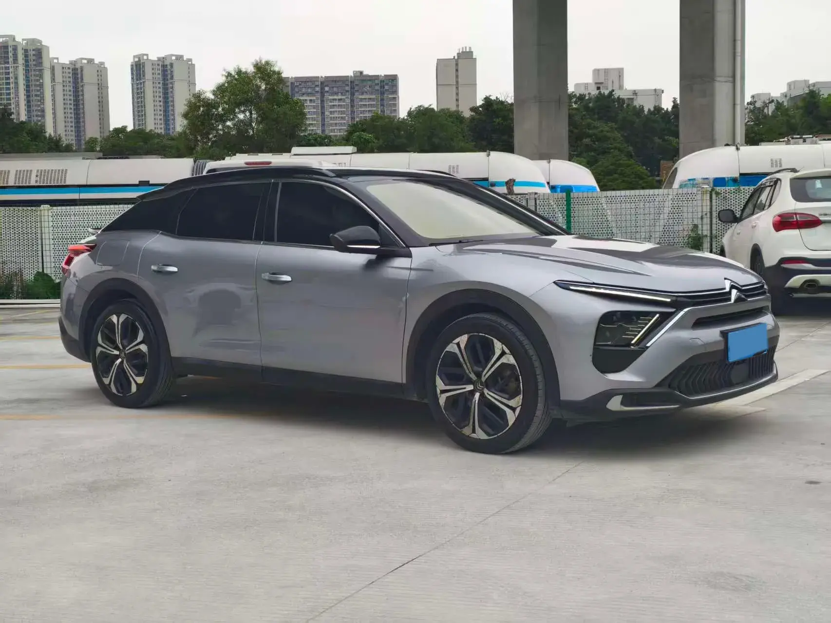 2022 CITROEN C5 thumbnail 2