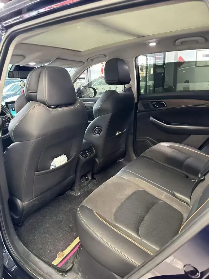 2021 Skyworth EV6 BEV 71.98KWH,autocango,china used car exporter,china ev exporter,chinese used car exporter,chinese used ev exporter