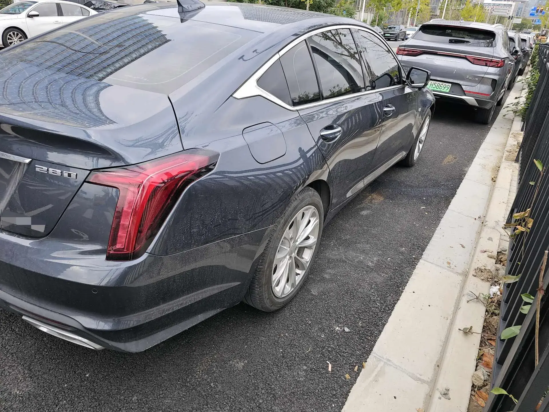2021 CADILLAC CT5 thumbnail 3