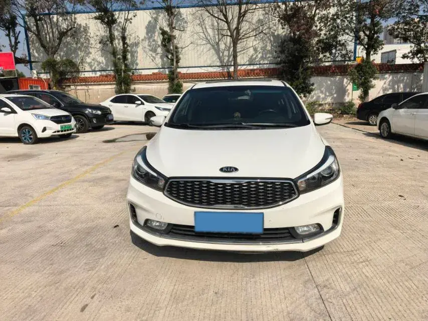 2016 KIA K3 thumbnail 2