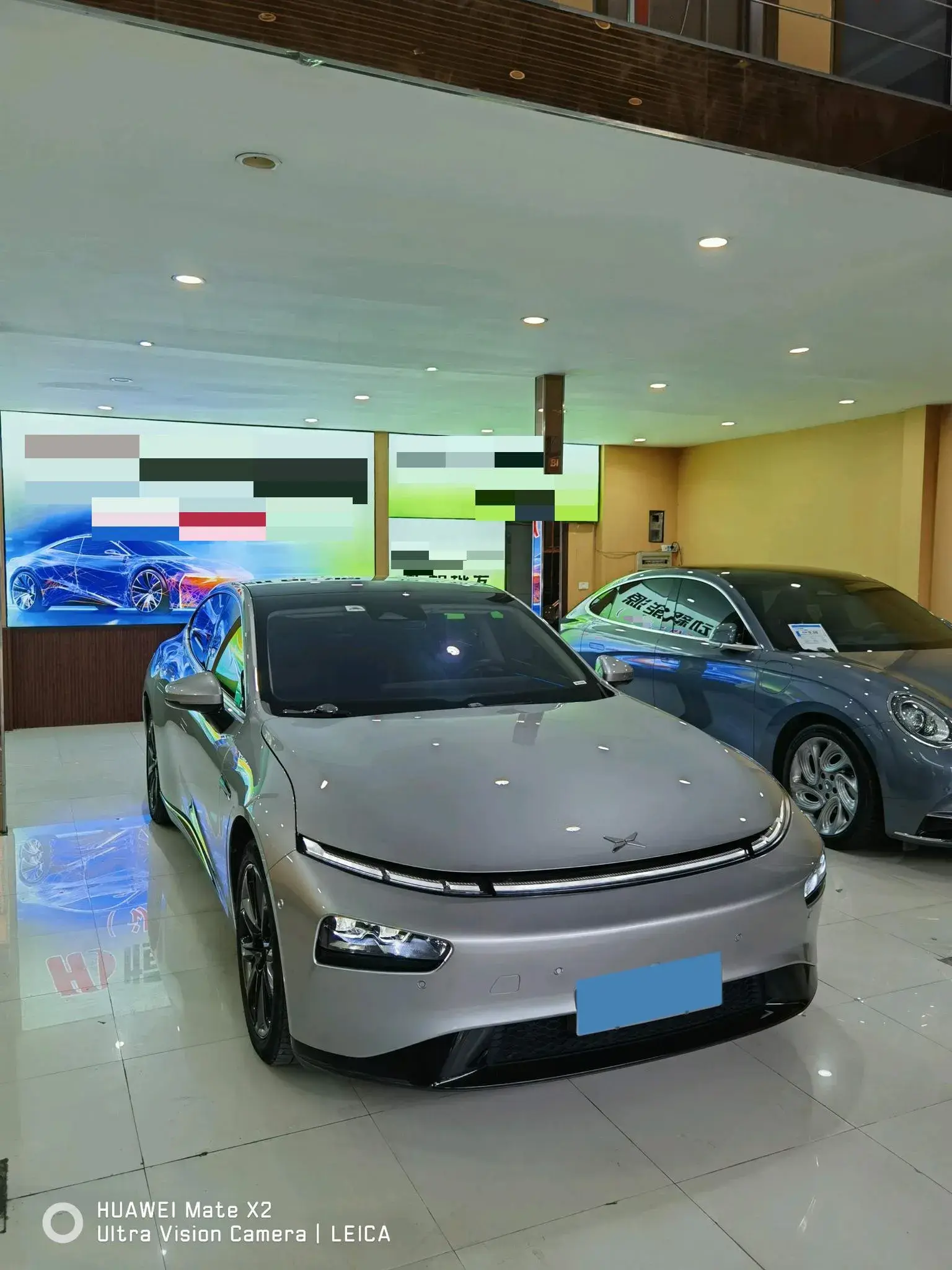 2022 XPENG P7 thumbnail 3