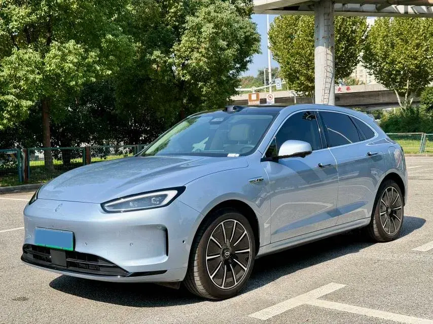 2023 AITO AITO view 1