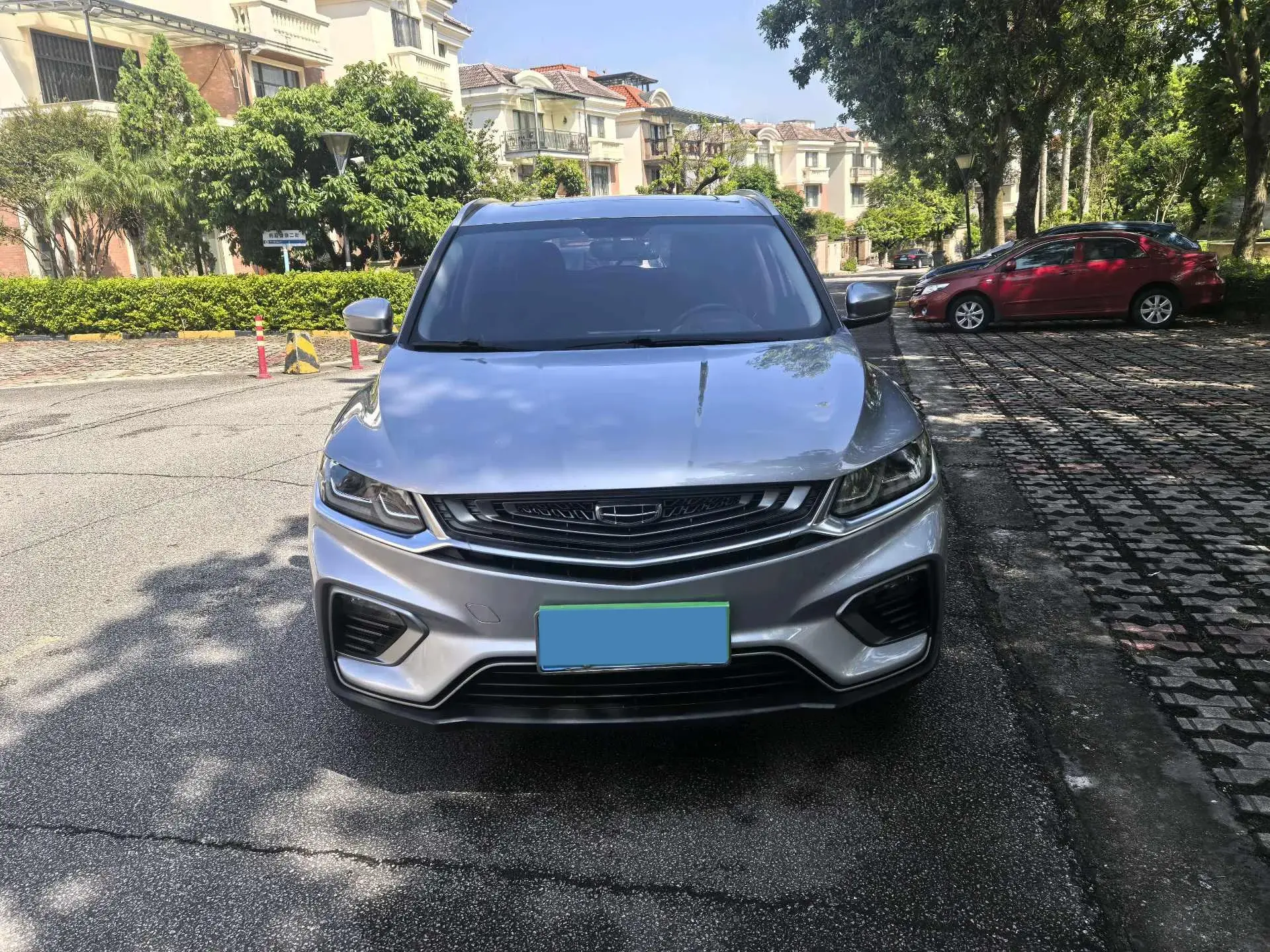 2019 GEELY COOLRAY thumbnail 2