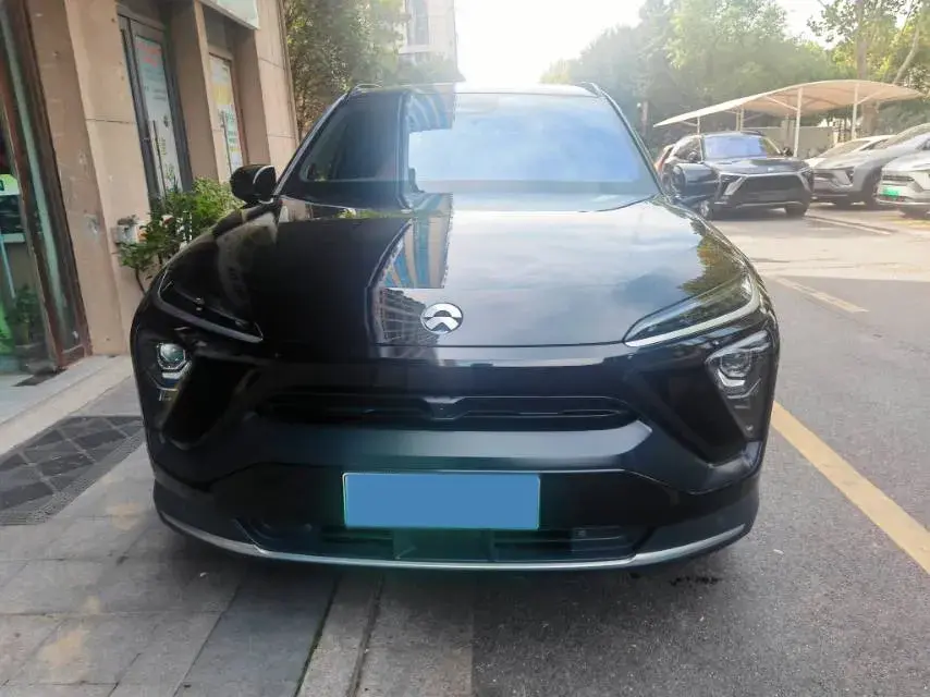 2020 NIO ES6 thumbnail 3